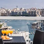 Bnbnova - Private Penthouse With Terrace Spinola Bay 아파트 Saint Julian's