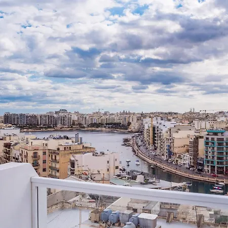 Bnbnova - Private Penthouse With Terrace Spinola Bay * Сент Джулианс