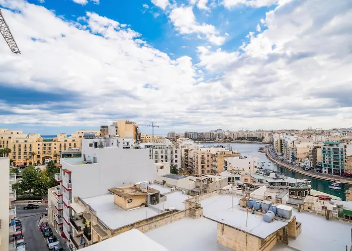 Bnbnova - Private Penthouse With Terrace Spinola Bay Apartment *