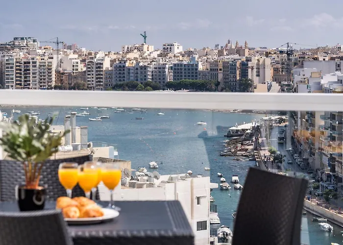 Bnbnova - Private Penthouse With Terrace Spinola Bay Apartment San Ġiljan